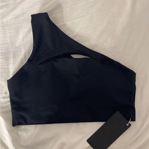 Alphalete alphalux asymmetrical bra
